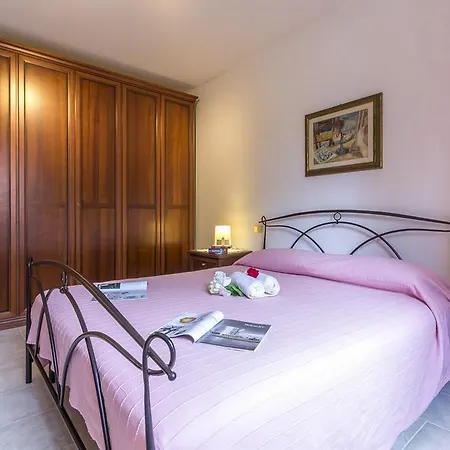 Casa Diana Apartment *